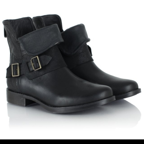 UGG Other - Sale⭐ 190$- - Ugg Cybele Lodge Mens leather boots